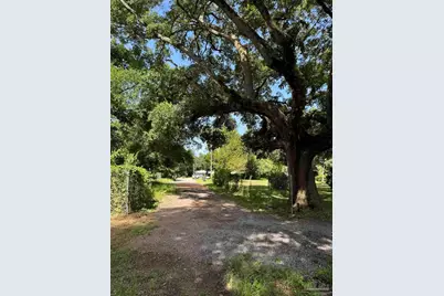 414 Clay St, Pensacola, FL 32505 - Photo 13