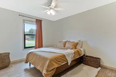 7605 Old Hickory Dr, Pensacola, FL 32507 - Photo 23