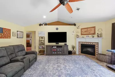 952 Lake Aire Dr, Pensacola, FL 32506 - Photo 17