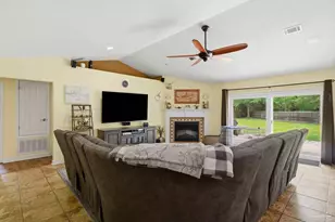 952 Lake Aire Dr, Pensacola, FL 32506 - Photo 15