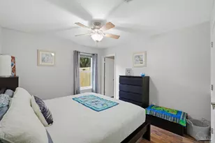 952 Lake Aire Dr, Pensacola, FL 32506 - Photo 29