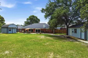 952 Lake Aire Dr, Pensacola, FL 32506 - Photo 45