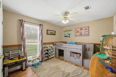952 Lake Aire Dr, Pensacola, FL 32506 - Photo 37