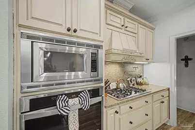 2218 Nolan Falkner Ct, Cantonment, FL 32533 - Photo 11