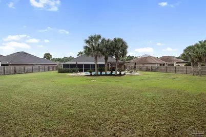 6384 Old Harbor Ct, Gulf Breeze, FL 32563 - Photo 39