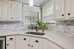 6384 Old Harbor Ct, Gulf Breeze, FL 32563 - Photo 21