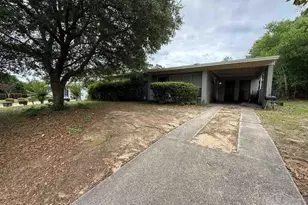 815 Woodland Dr, Pensacola, FL 32503 - Photo 1