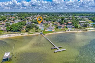 2005 Riviera Ln, Navarre, FL 32566 - Photo 7