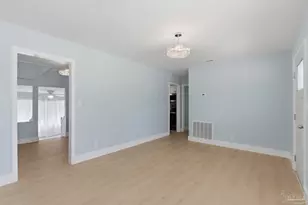 525 Pelham Rd, Pensacola, FL 32507 - Photo 17