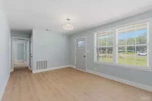 525 Pelham Rd, Pensacola, FL 32507 - Photo 9