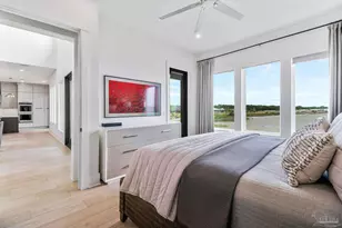 8 Wharf Ave, Pensacola, FL 32502 - Photo 21