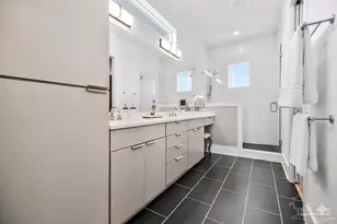 8 Wharf Ave, Pensacola, FL 32502 - Photo 25
