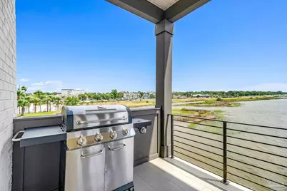 8 Wharf Ave, Pensacola, FL 32502 - Photo 43