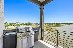 8 Wharf Ave, Pensacola, FL 32502 - Photo 43