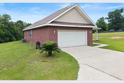 3811 N Century Blvd, McDavid, FL 32568 - Photo 35