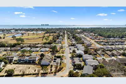 1301 Redwood Ln #F, Gulf Breeze, FL 32563 - Photo 19