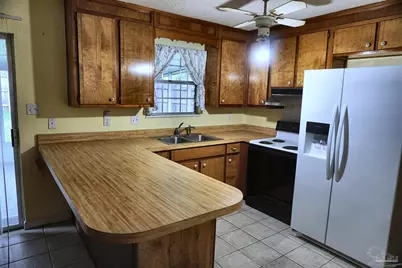 202 Southern St, Pensacola, FL 32503 - Photo 9
