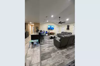 7001 Mobile Hwy, Pensacola, FL 32526 - Photo 9