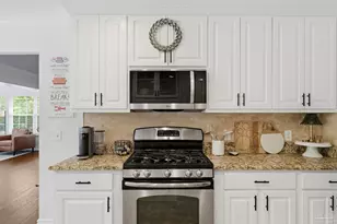 6032 Forest Green Rd, Pensacola, FL 32505 - Photo 9