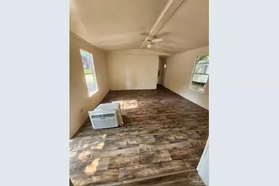 6212 Montgomery Ave #A, Pensacola, FL 32526 - Photo 1