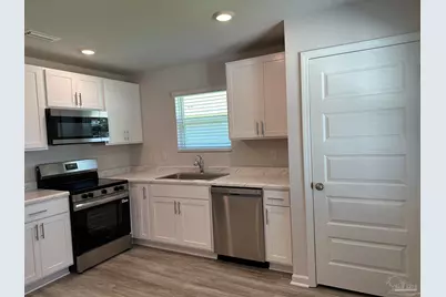 6497 Firefly Dr, Milton, FL 32583 - Photo 7