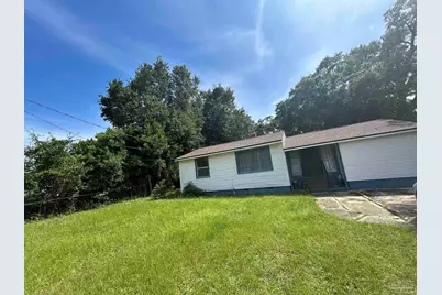 517 Lakewood Rd, Warrington, FL 32507 - Photo 1