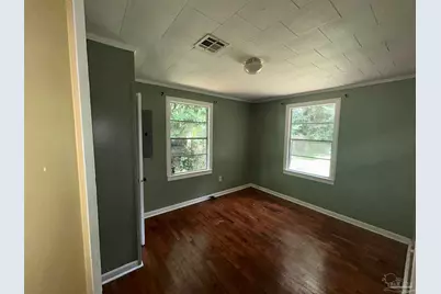517 Lakewood Rd, Warrington, FL 32507 - Photo 7