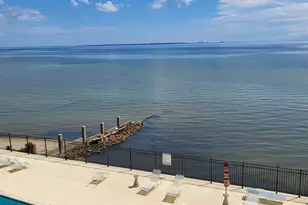 825 Bayshore Dr, Pensacola, FL 32507 - Photo 23