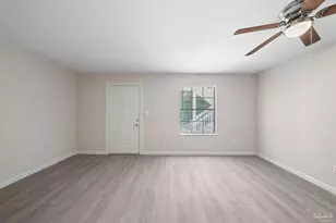 216 Broadmoor Ln, Pensacola, FL 32507 - Photo 7