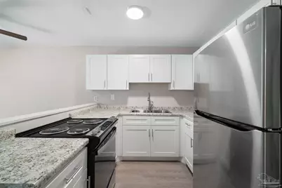 216 Broadmoor Ln, Pensacola, FL 32507 - Photo 9