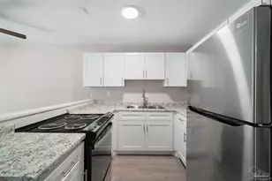 216 Broadmoor Ln, Pensacola, FL 32507 - Photo 9