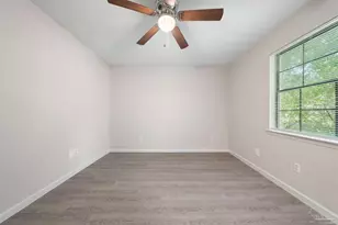 216 Broadmoor Ln, Pensacola, FL 32507 - Photo 11