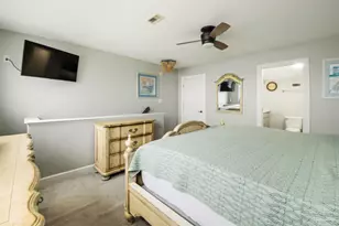 5539 Soundside Dr, Gulf Breeze, FL 32563 - Photo 13