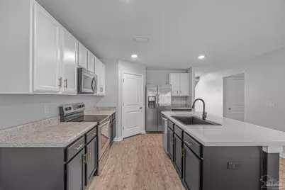 5765 Blackhorse Cir, Pensacola, FL 32526 - Photo 7