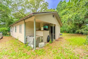 8925 N Davis Hwy, Pensacola, FL 32514 - Photo 17
