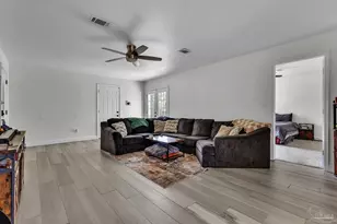 7656 Old Hickory Dr, Pensacola, FL 32507 - Photo 11