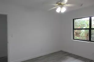 5457 Byrom St, Milton, FL 32570 - Photo 25