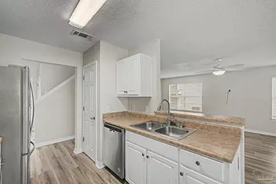3400 Two Sisters Way, Pensacola, FL 32505 - Photo 5