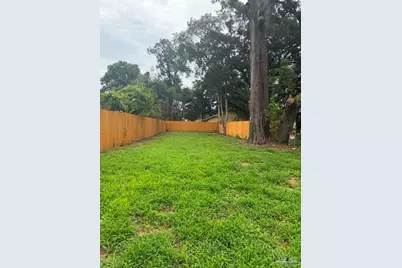 1804 W Lakeview Ave, Pensacola, FL 32501 - Photo 13