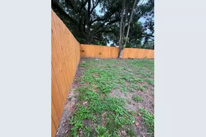 1804 W Lakeview Ave, Pensacola, FL 32501 - Photo 9