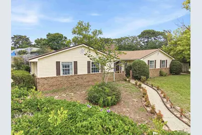 702 Southern Ct, Gulf Breeze, FL 32561 - Photo 9