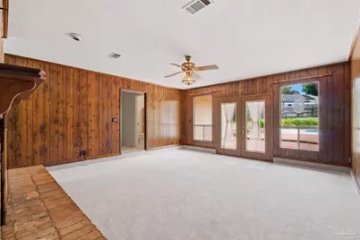 702 Southern Ct, Gulf Breeze, FL 32561 - Photo 13