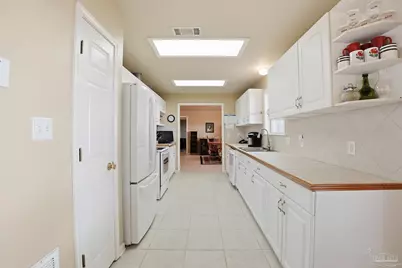 1491 W Highway 98, Mary Esther, FL 32569 - Photo 11