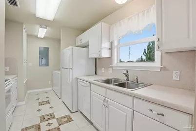 1491 W Highway 98, Mary Esther, FL 32569 - Photo 19