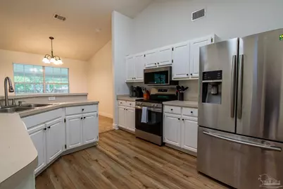 5212 Zachary Blvd, Pensacola, FL 32526 - Photo 11