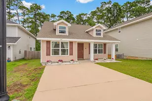 350 Cardinal Cove Ct, Pensacola, FL 32504 - Photo 1