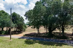 14 Three Oaks Ln, Pace, FL 32571 - Photo 1