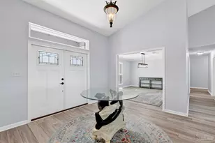 5466 N Shore Rd, Pensacola, FL 32507 - Photo 5
