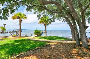 5466 N Shore Rd, Pensacola, FL 32507 - Photo 3