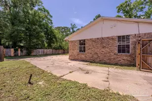8090 Tippin Ave, Pensacola, FL 32514 - Photo 7